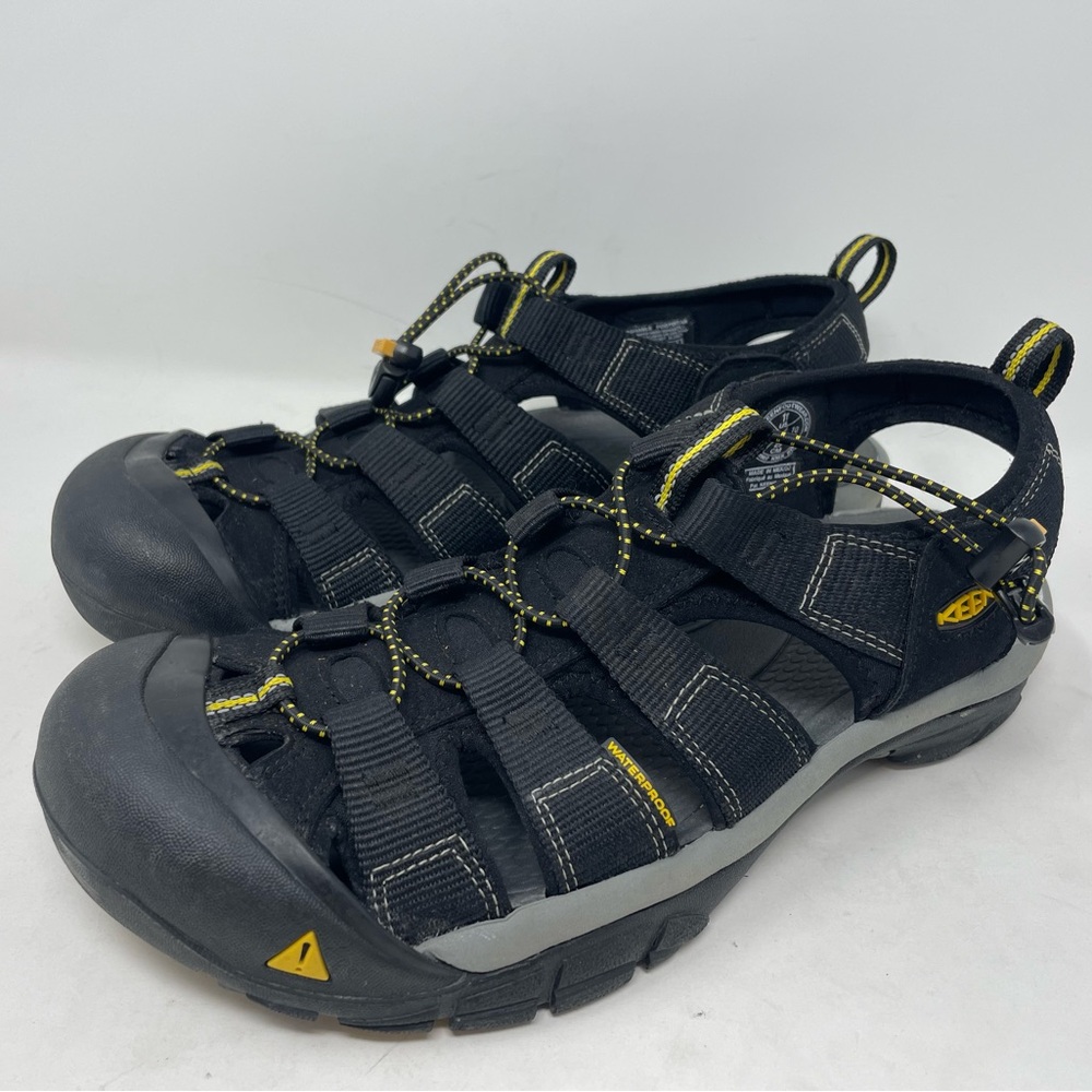 Keen Newport H2 men’s size 12 sandals black yellow